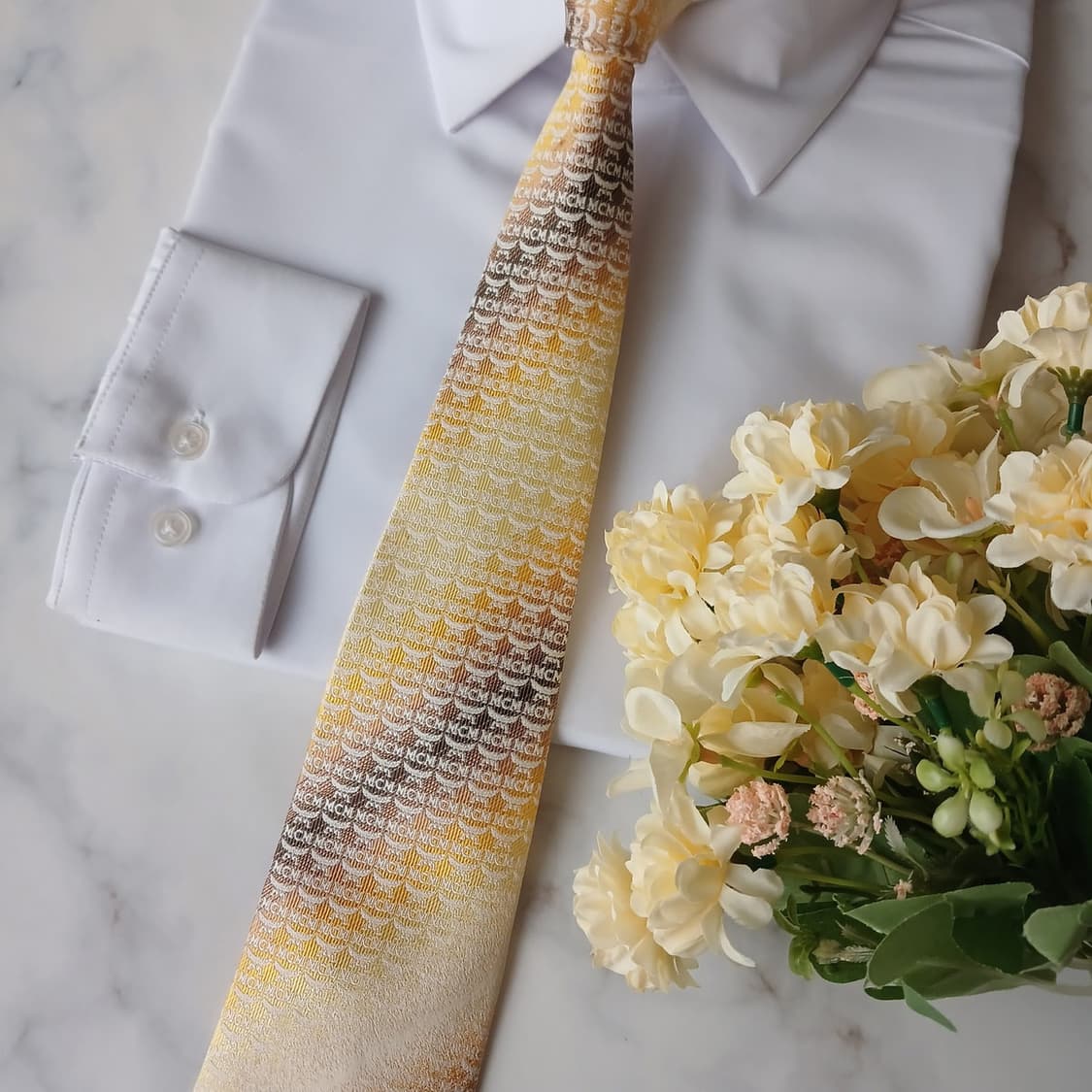 MCM 실크 옐로우 모노그램 넥타이 9.2cm A등급 A19259
 상품이미지6