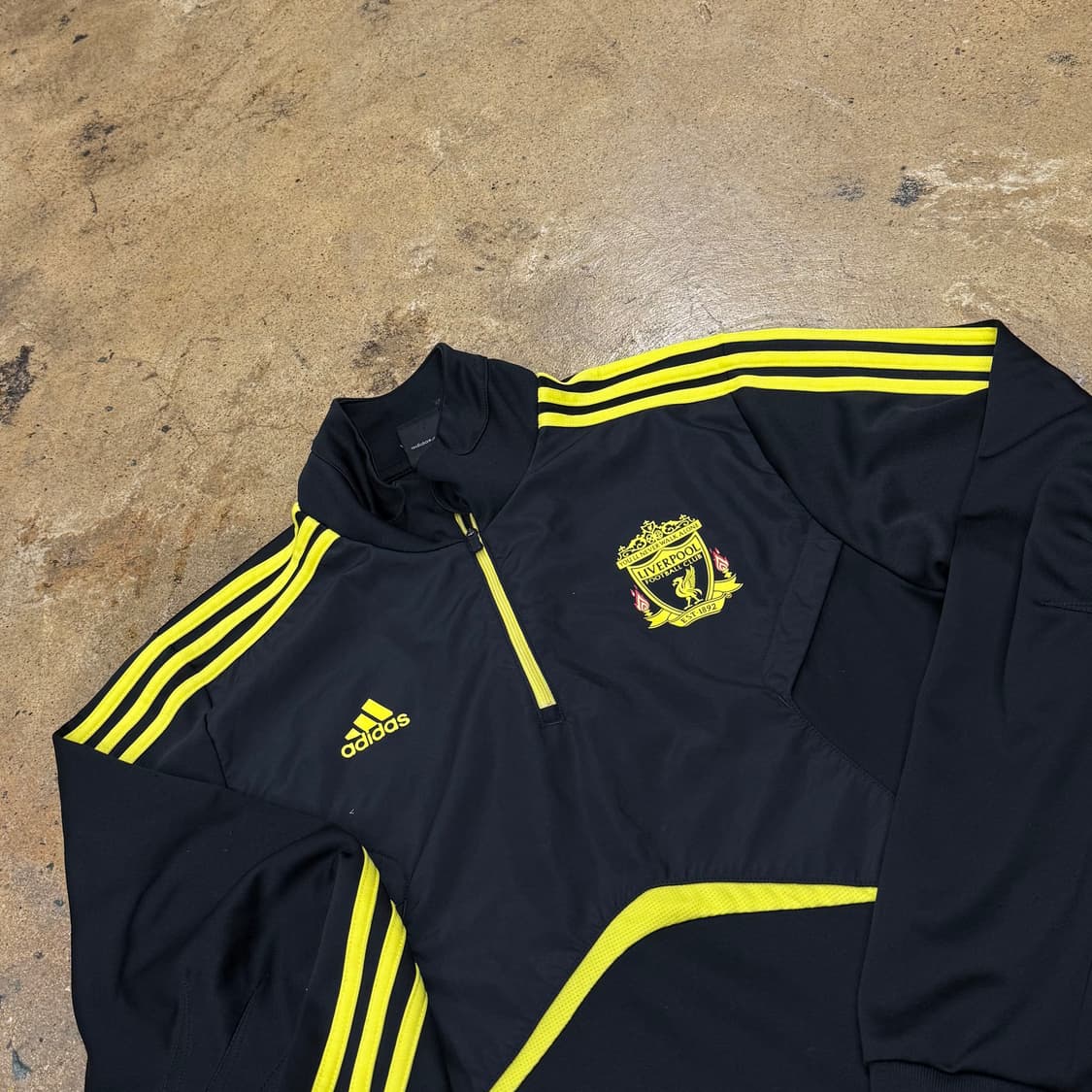 [정품/100] 아디다스 리버풀 트랙탑 져지 블랙 옐로우 b18 상품이미지1