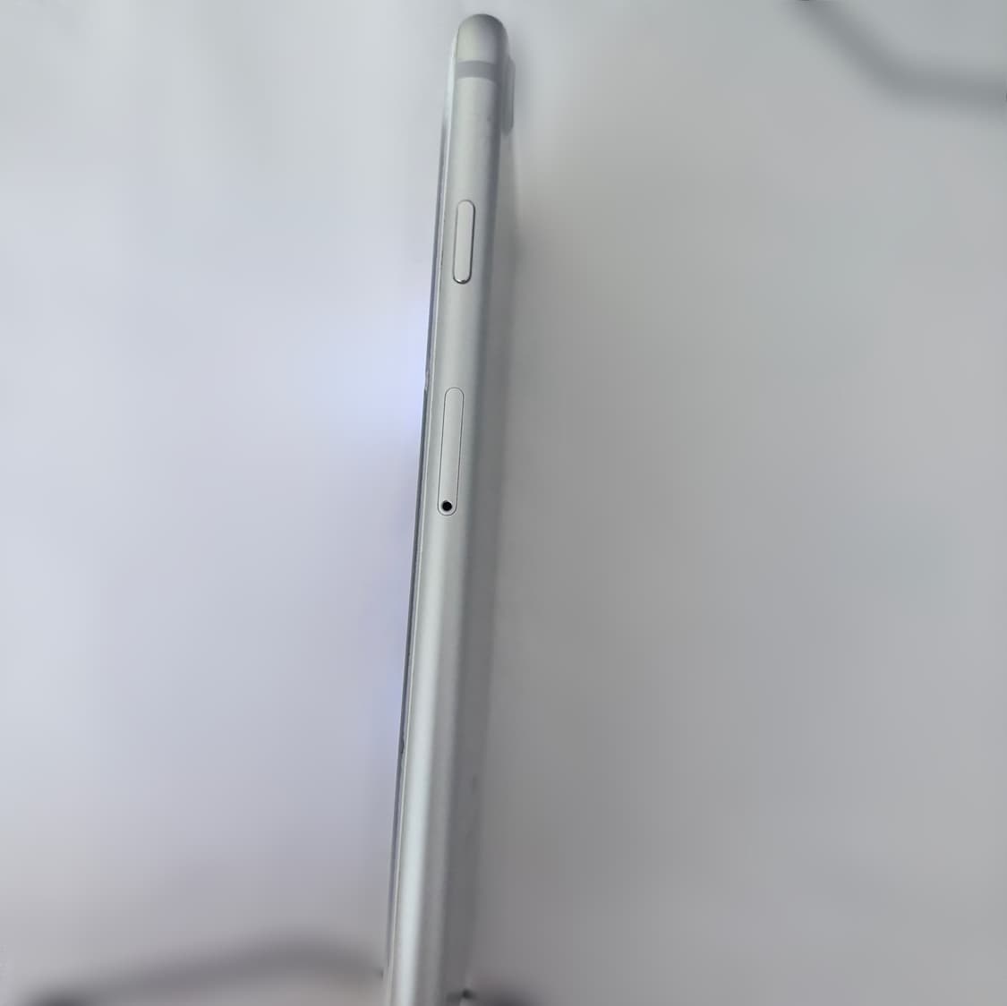 아이폰 7 실버 128기가 배터리 100 상품이미지5