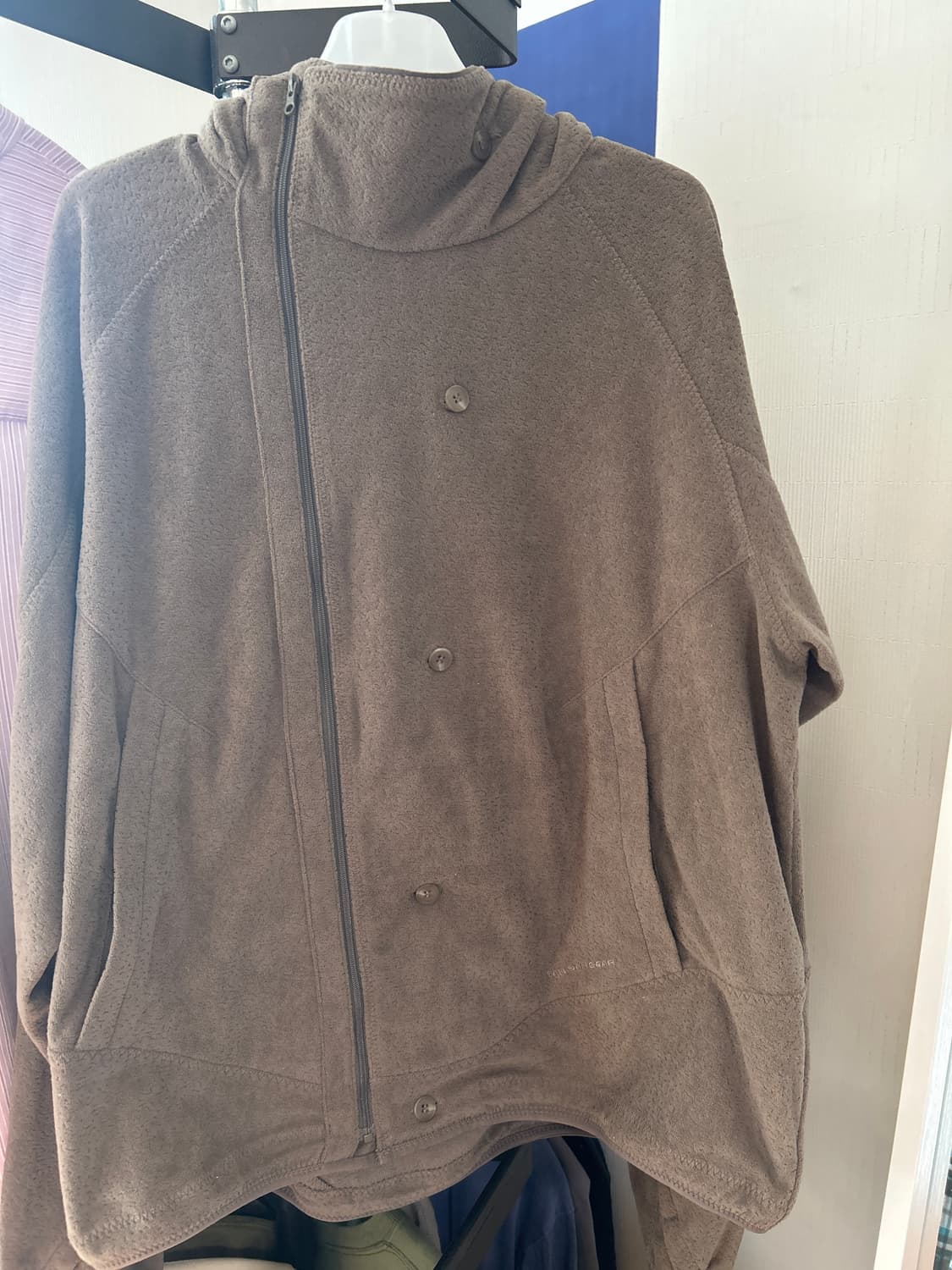 산산기어 버튼 플리스 재킷 브라운 002 팝니다Sansan Gear Bu 상품이미지2