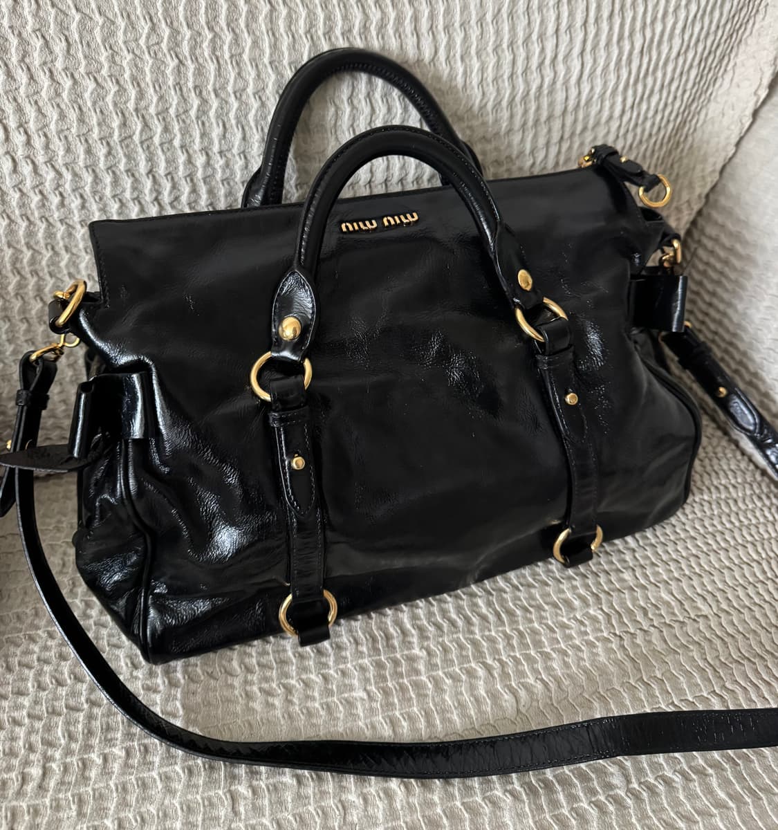 미우미우 비텔로 럭스 보우 사첼백 토트백 숄더크로스백 상품이미지1