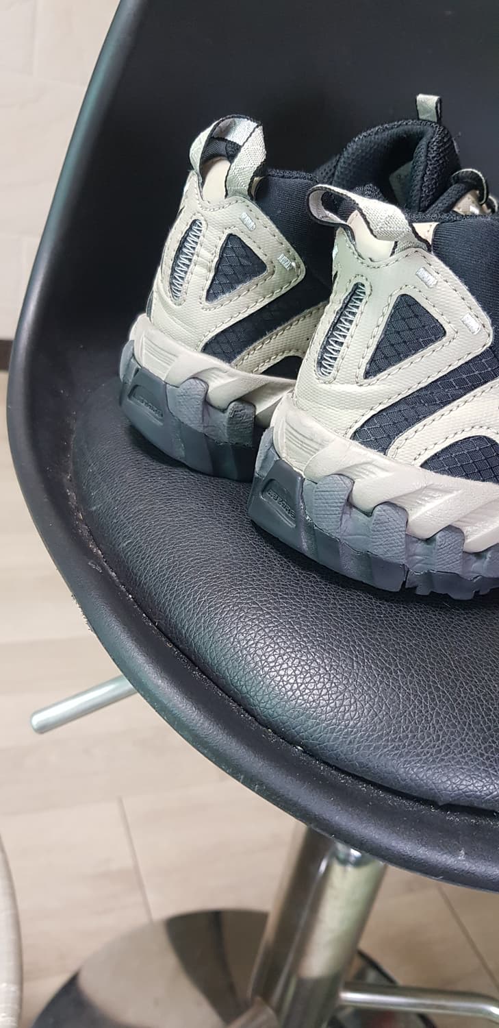 뉴발란스 240 상품이미지4