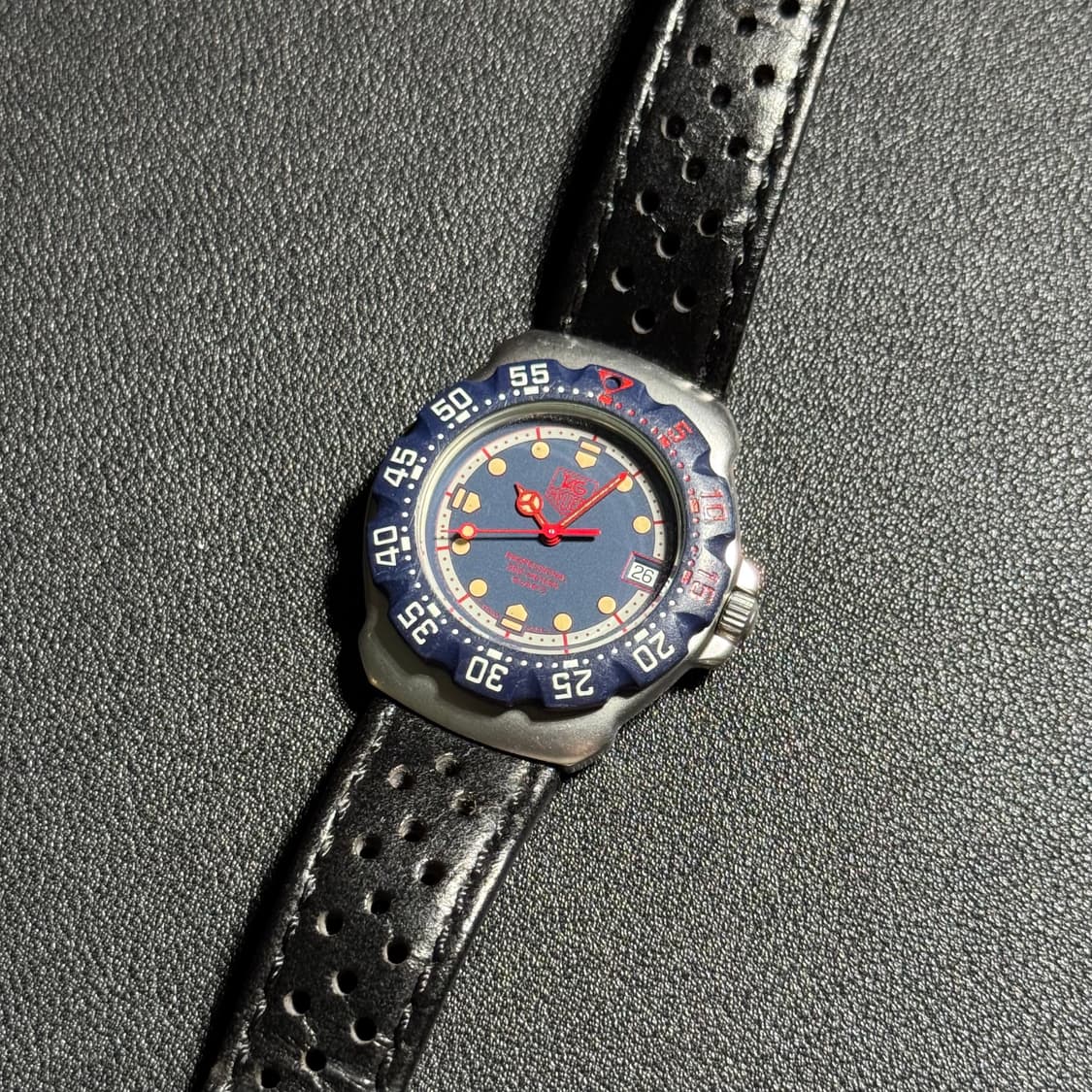 태그호이어 포뮬러1 빈티지 35mm WA1210 상품이미지1