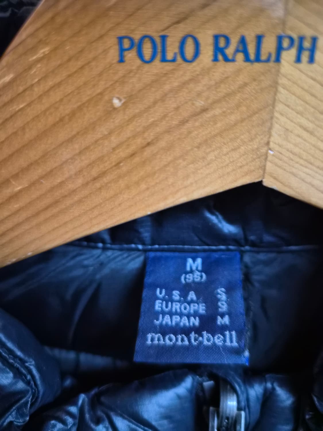 M/95) 몽벨 구스다운 경량패딩 팝니다 상품이미지4