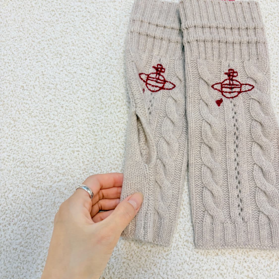 비비안웨스트우드 케이블 니트 핸드 암워머 상품이미지5