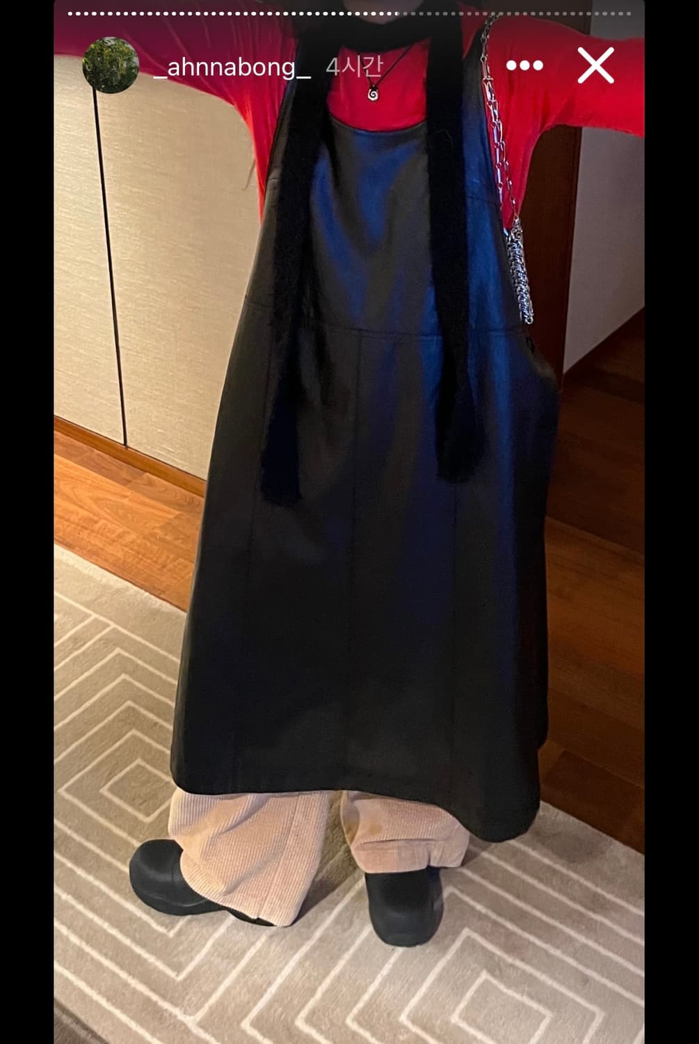 에토스 레더슬리브 드레스 상품이미지1