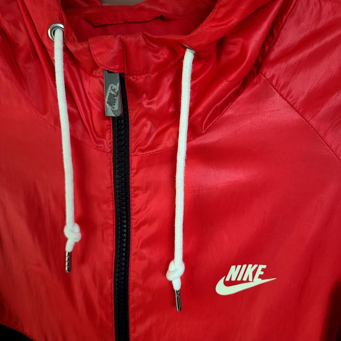 나이키 윈드러너 바람막이 검빨 레드 블랙 상품이미지3