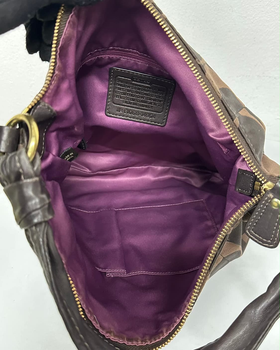 코치 시그니처 C 자가드 숄더백 상품이미지5