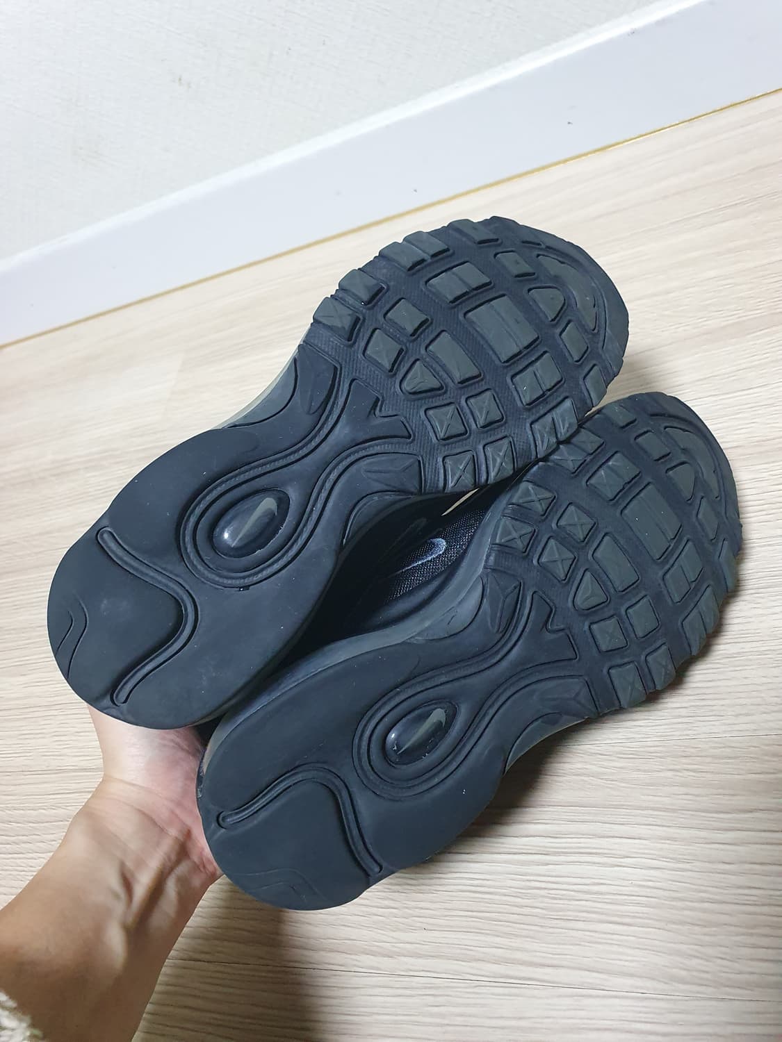 나이키 에어맥스 97 올블랙 운동화 265 상품이미지7