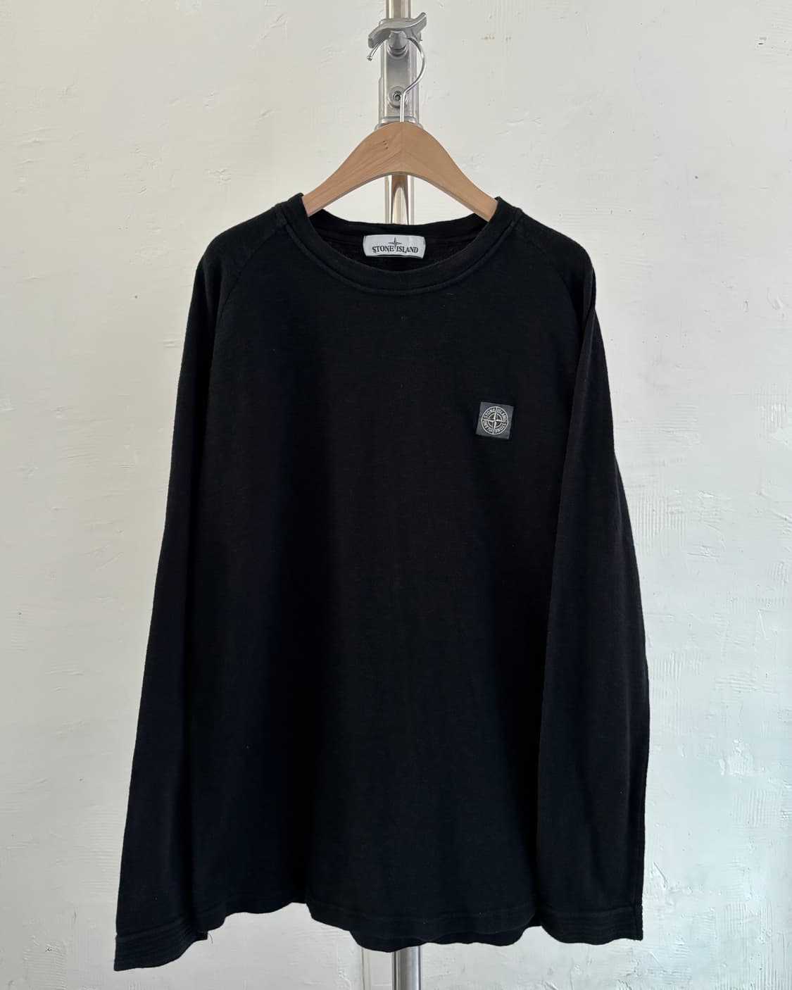 Stone Island 스톤아일랜드 블랙 컬러 코튼 롱슬리브 상품이미지1