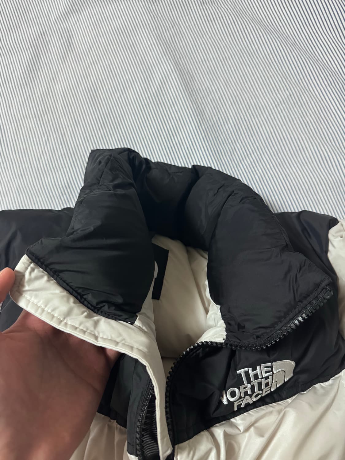 노스페이스 눕시 하이브리드 다운 볼 자켓 화이트 샌드 25SS  상품이미지7