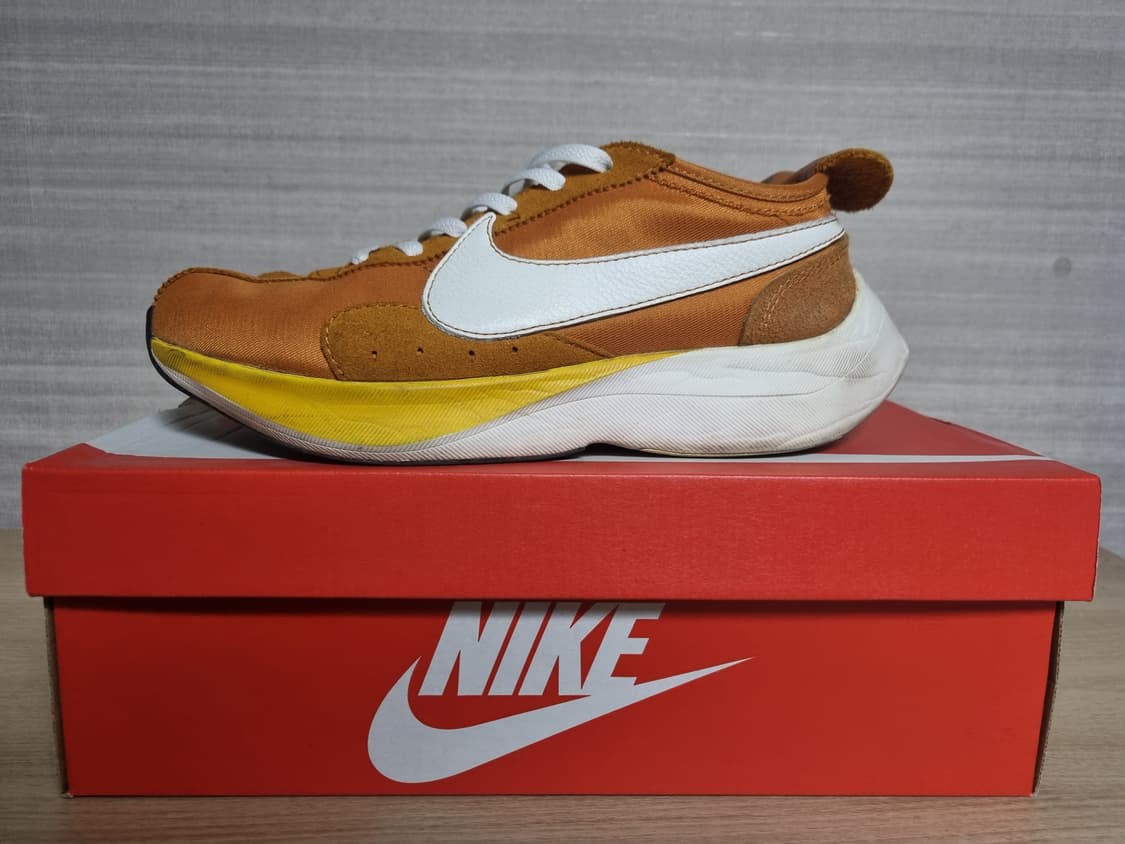 나이키 문레이서 모나크 상품이미지1