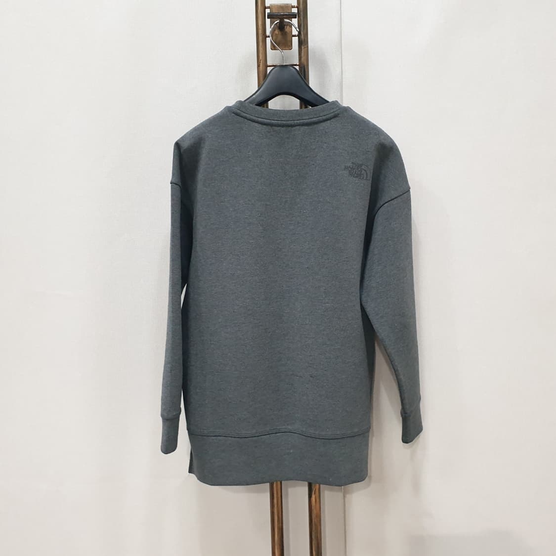 노스페이스 우먼 맨투맨 스웻셔츠 85(S) 상품이미지5