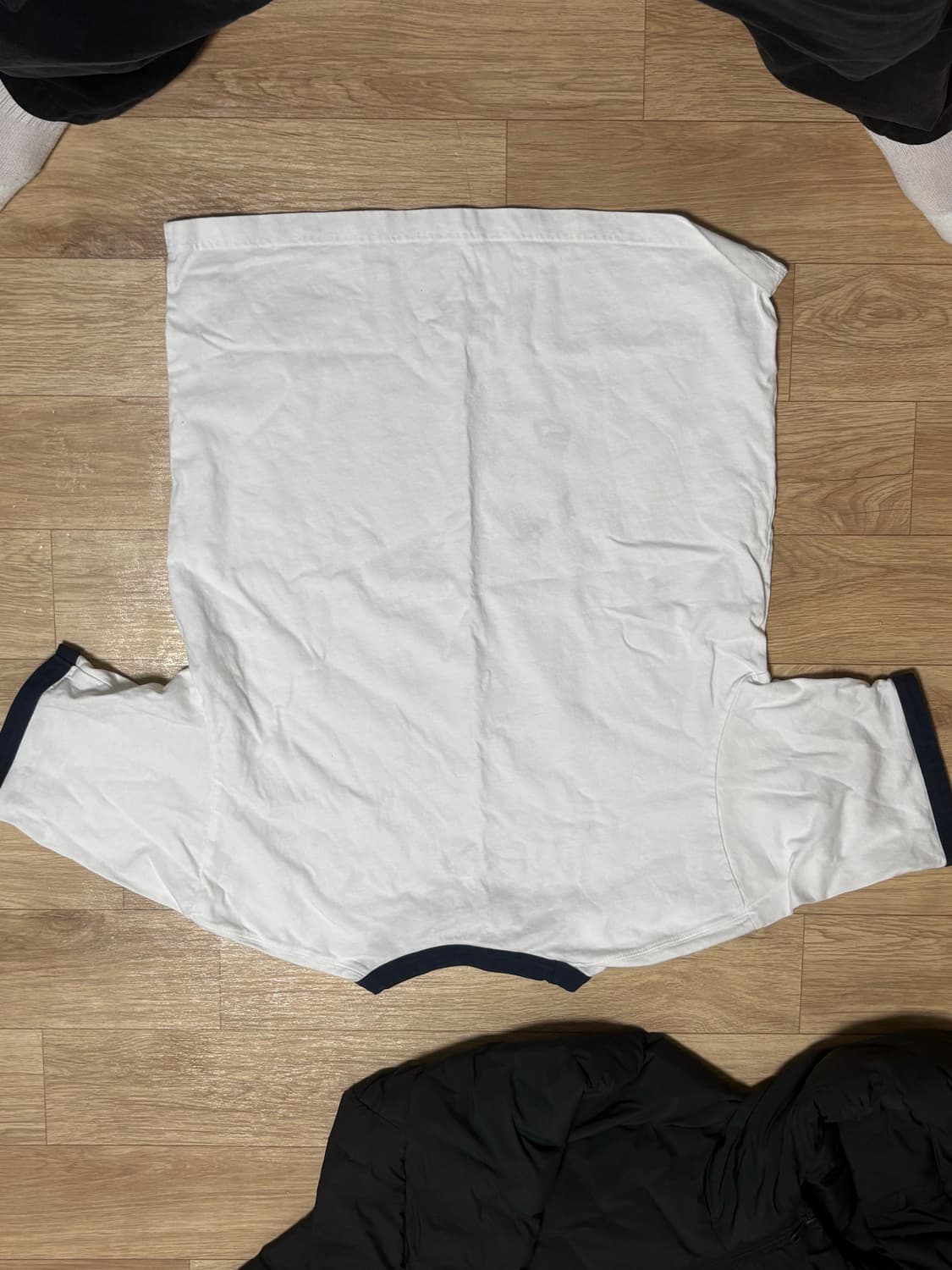 유니클로 UT 키스해링 링거 반팔티 L 상품이미지3