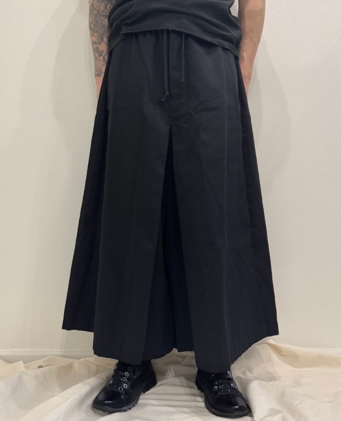 요지야마모토 18aw 하카마 팬츠 상품이미지1