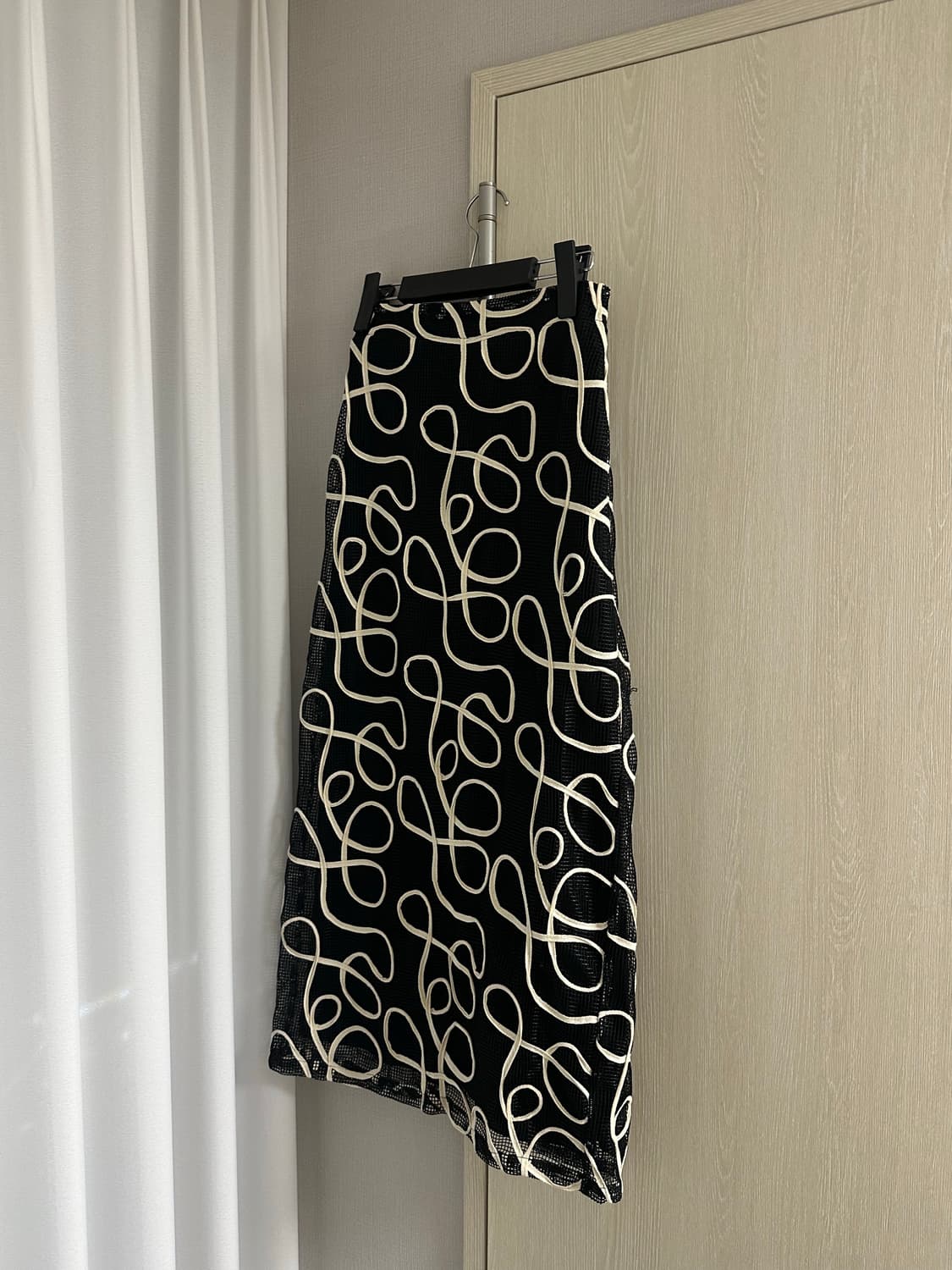 빈티지 블랙 패턴 롱 스커트 상품이미지1