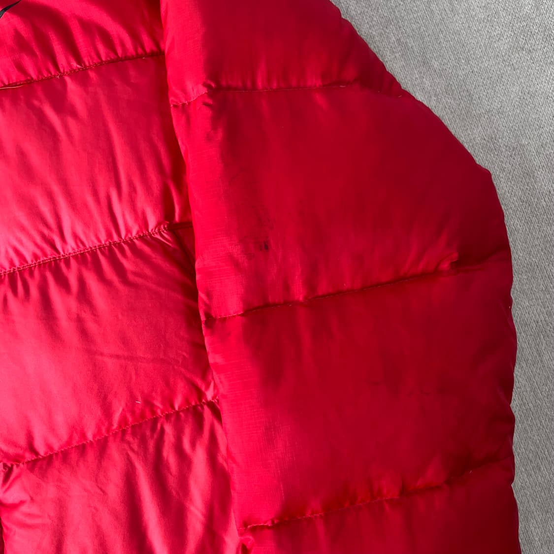 100 나이키 구스다운 레드 패딩 상품이미지5