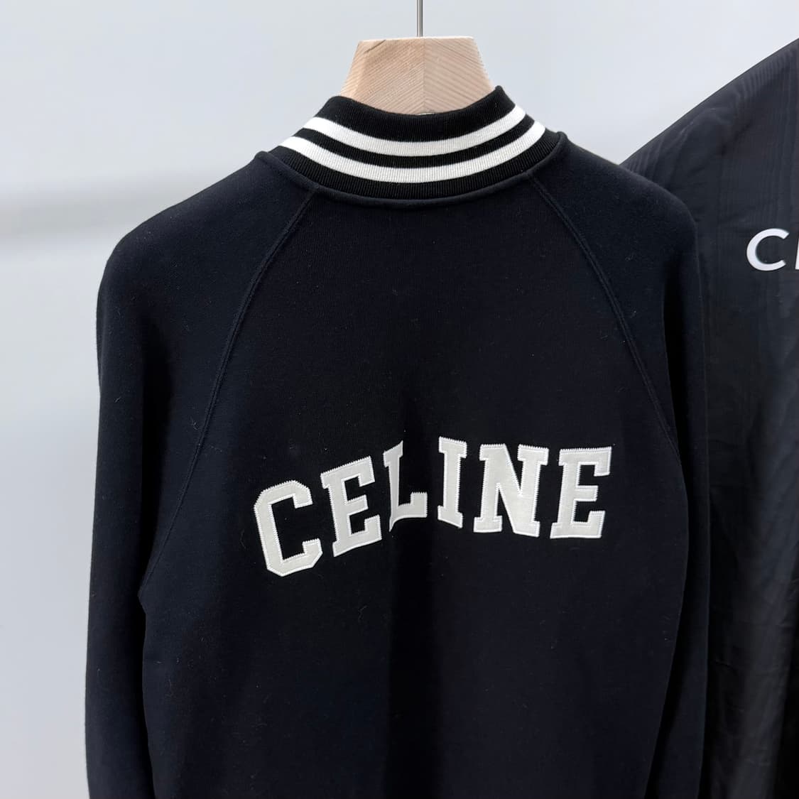 [S+급/S] 셀린느 테디 바시티 봄버 자켓 블랙 상품이미지6