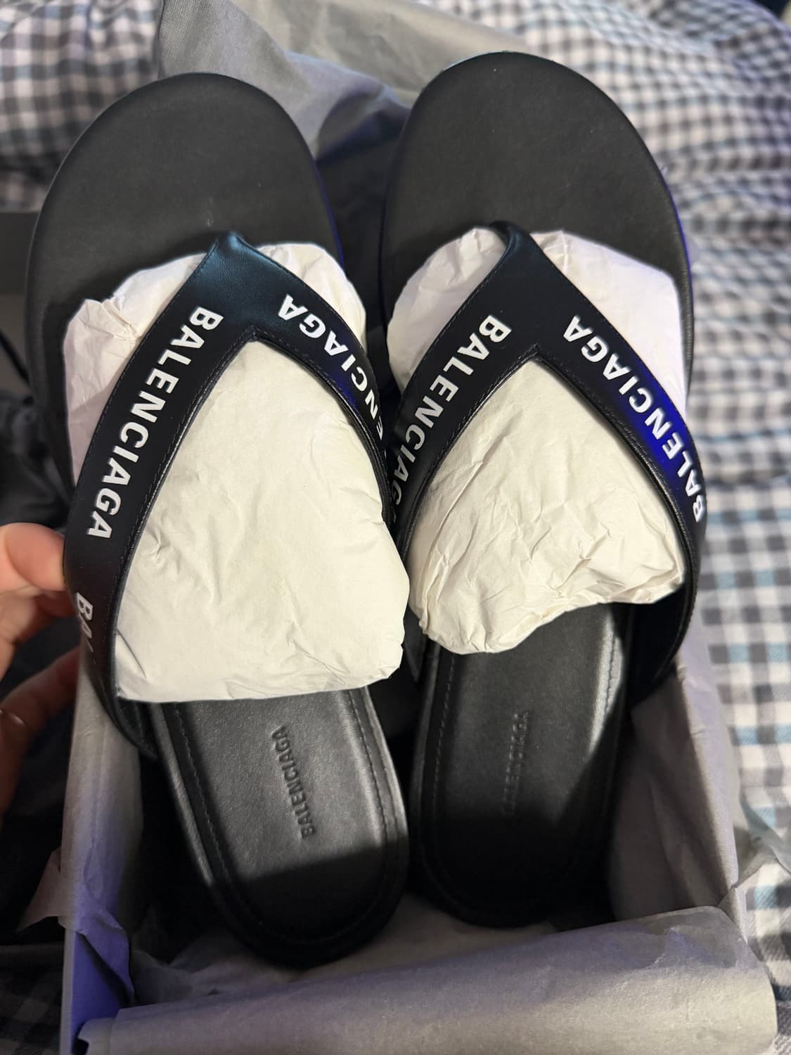 발렌시아가 쪼리 플립플랍 샌들 37사이즈 (240mm) 상품이미지1