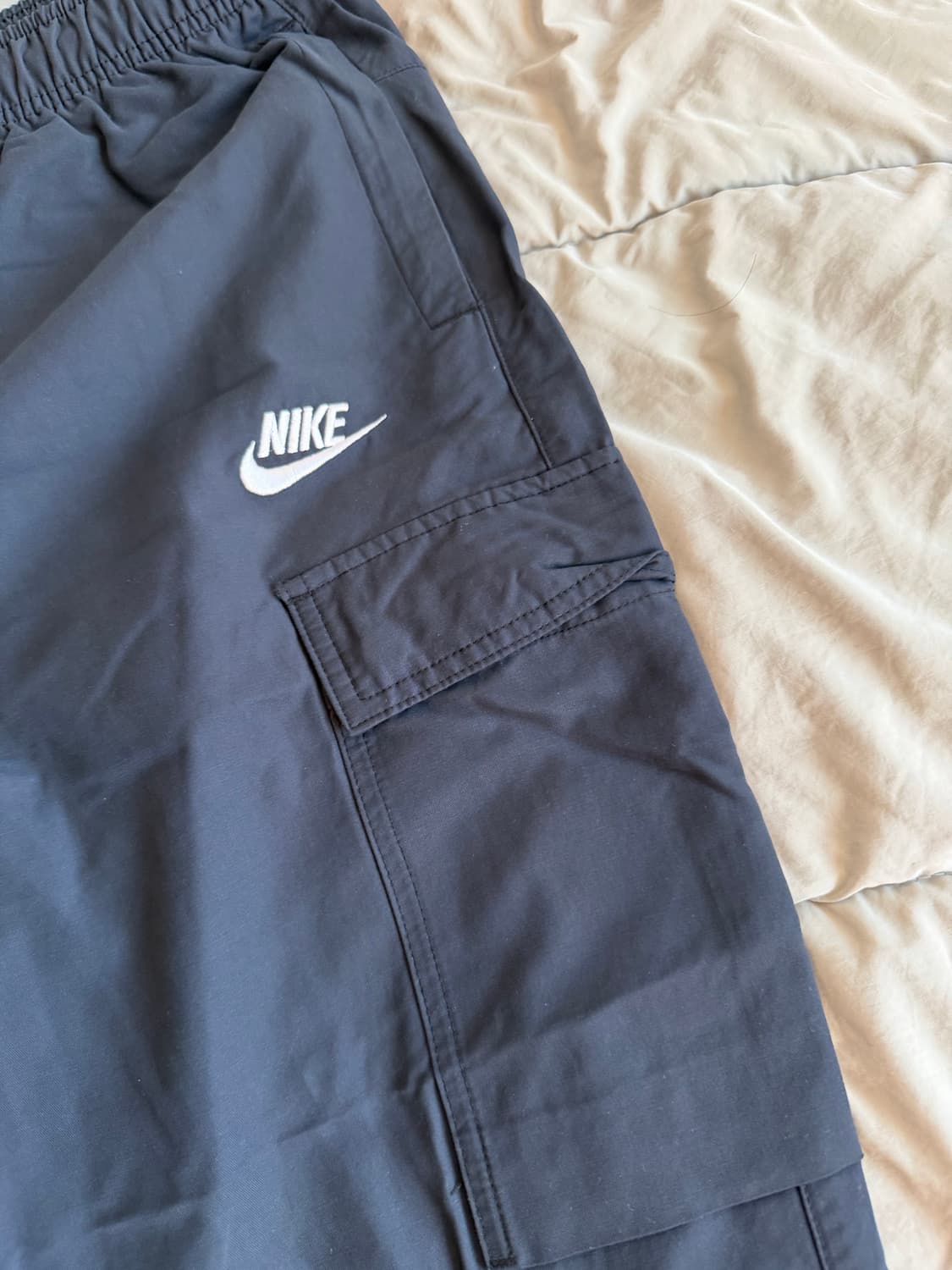 나이키 스트리트 카고 팬츠2 m 사이즈 판매합니다. 상품이미지2