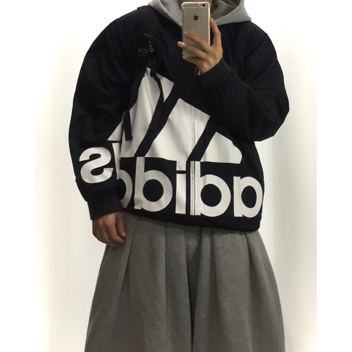 Adidas 빅로고 올드스쿨 오버핏 바람막이 상품이미지2