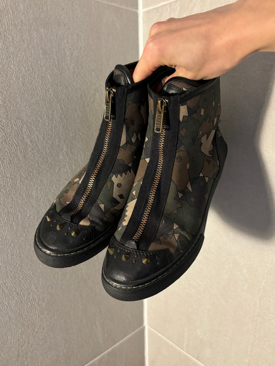 마크 바이 마크 제이콥스 카모 스커트 하이탑 상품이미지2