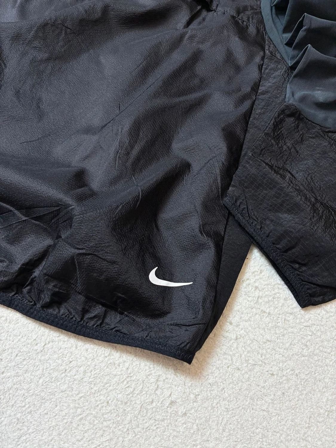 나이키 23ss 트레일 에어리즈 러닝 후디 윈드자켓 PN7484 상품이미지7