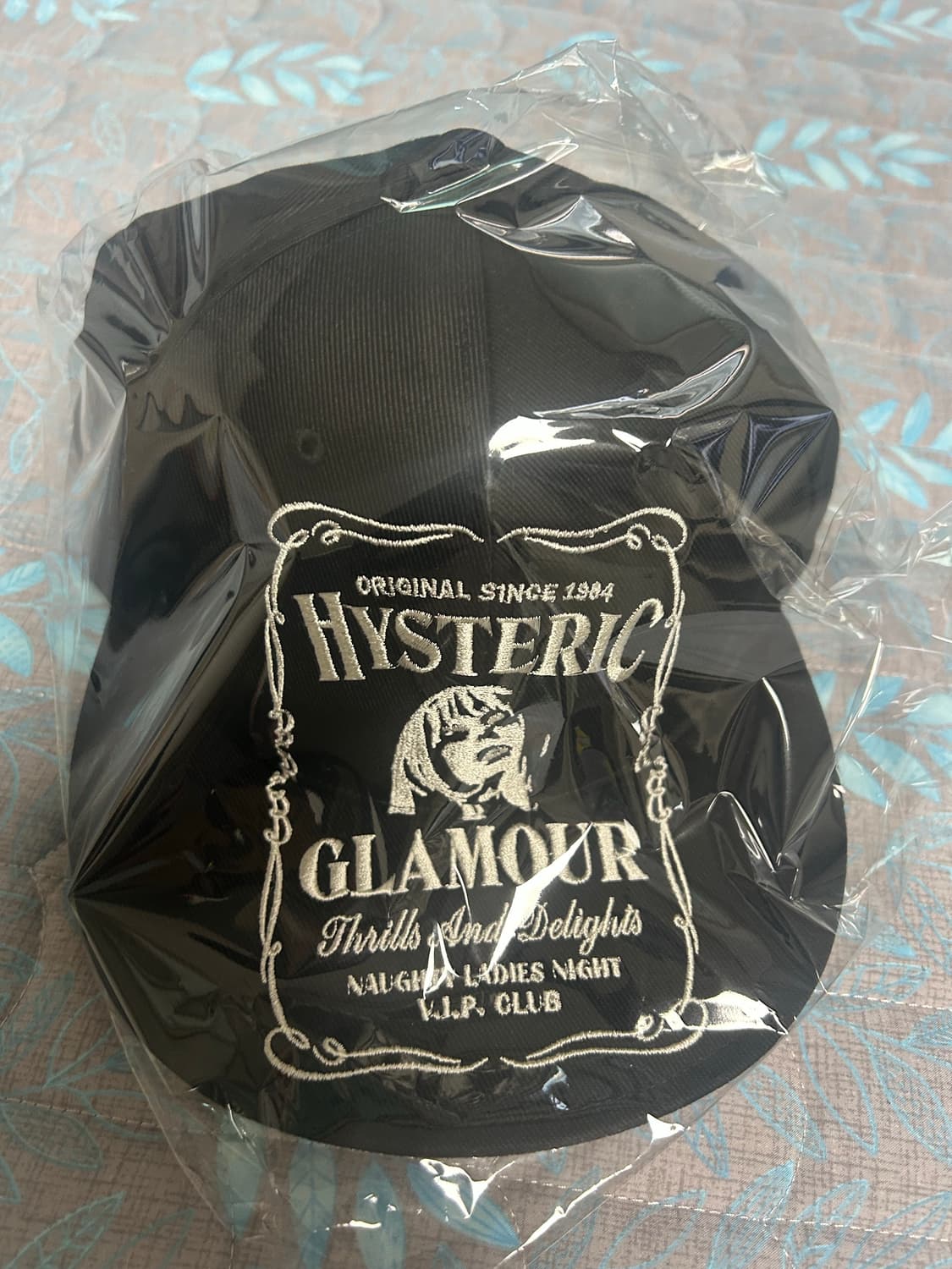 [새상품/택포] 히스테릭 글래머 HYS 자수 캡 블랙 상품이미지2