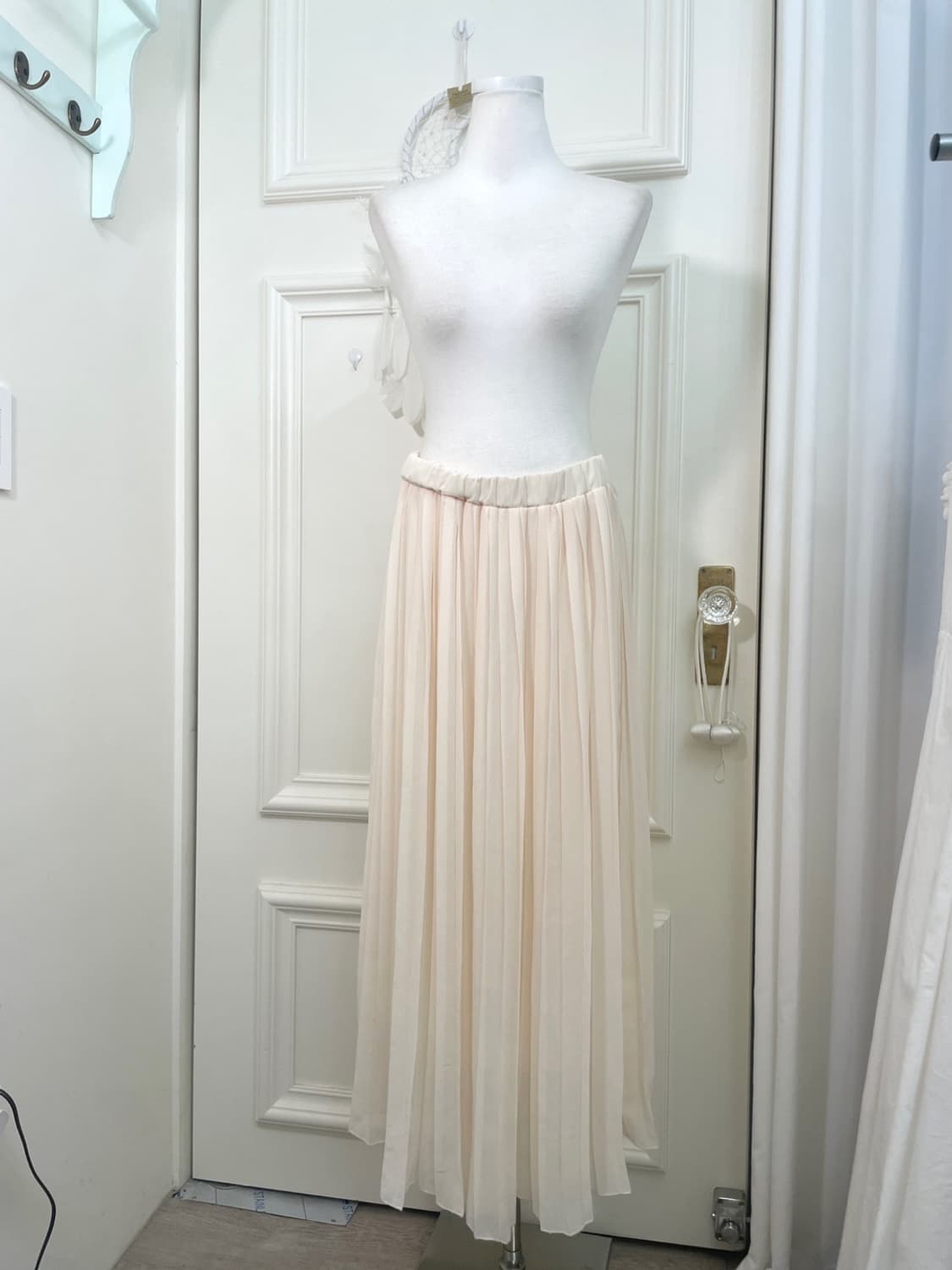 sheer coral pleats banding lomg skirt 상품이미지1