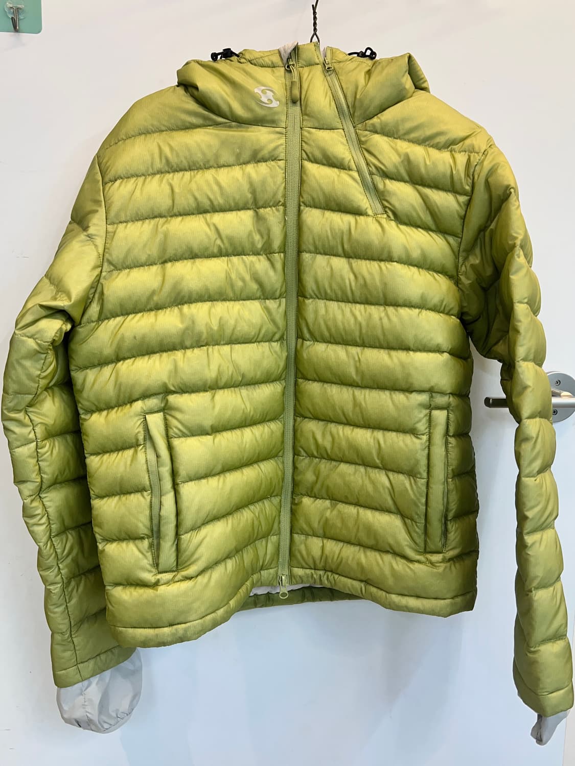 산산기어 서픽스 푸퍼 23fw 경량패딩 상품이미지1