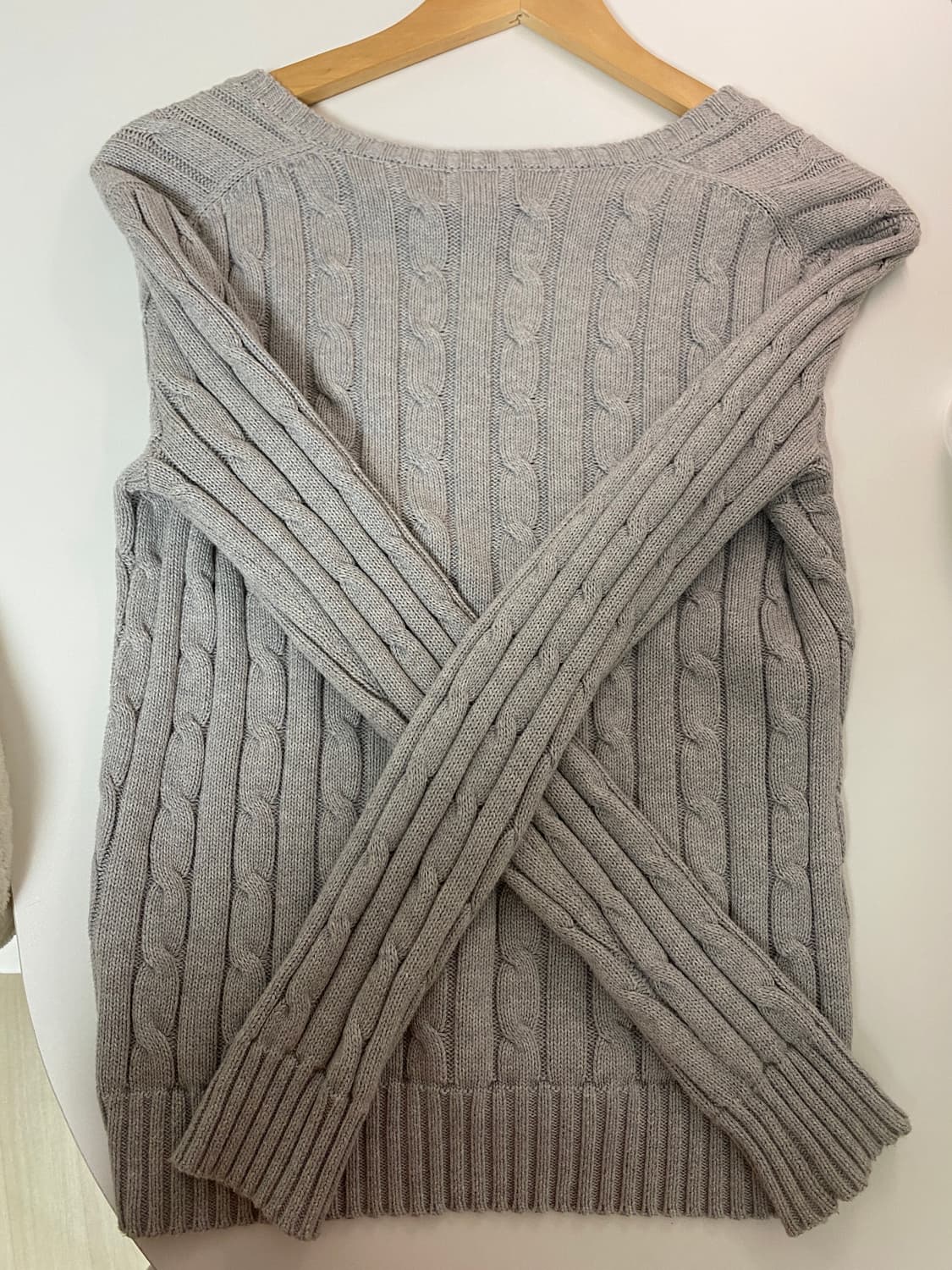 폴로 브이넥 니트 그레이 xs 상품이미지2