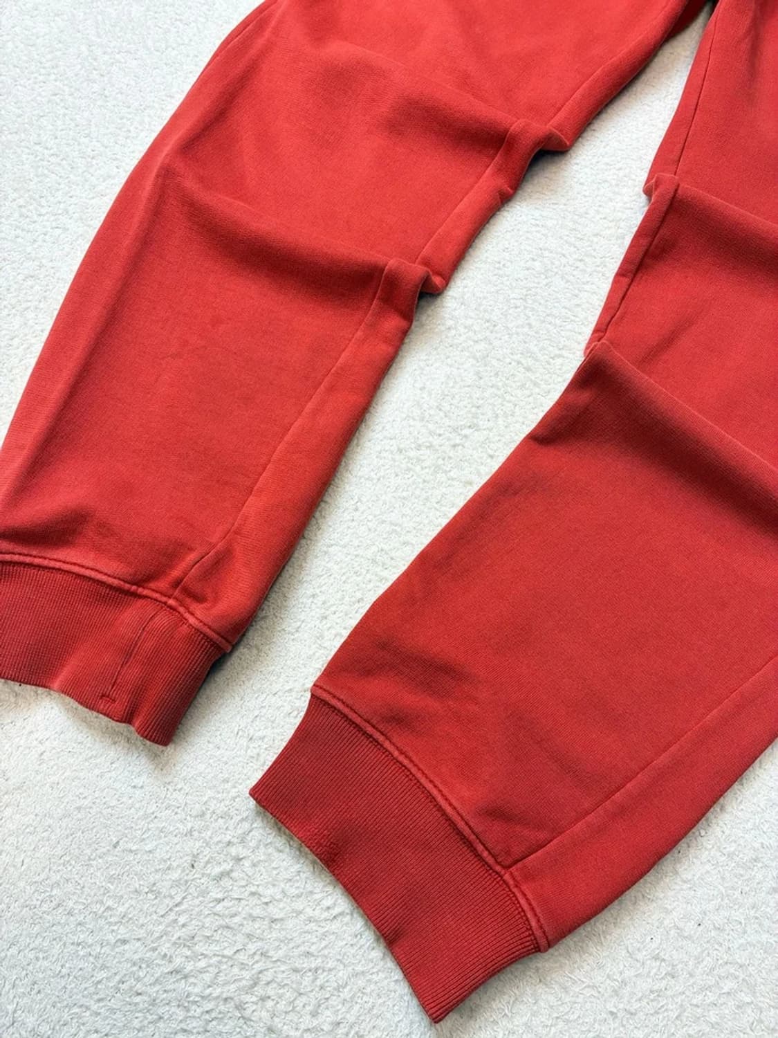 스톤아일랜드 스트레이트 시그니처 로고 스웻 팬츠 PN5990 상품이미지4