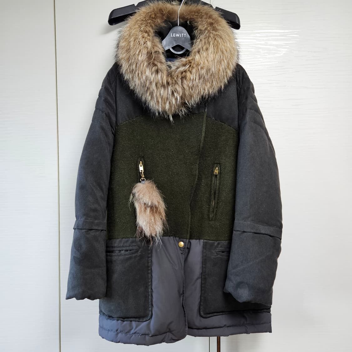 한섬 시스템 오리털패딩 66 너구리털 상품이미지2