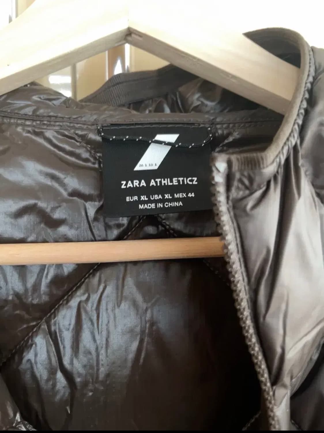 [XL]자라 에슬레틱 페더 다운 후드 점퍼 브라운 로아맛 상품이미지4