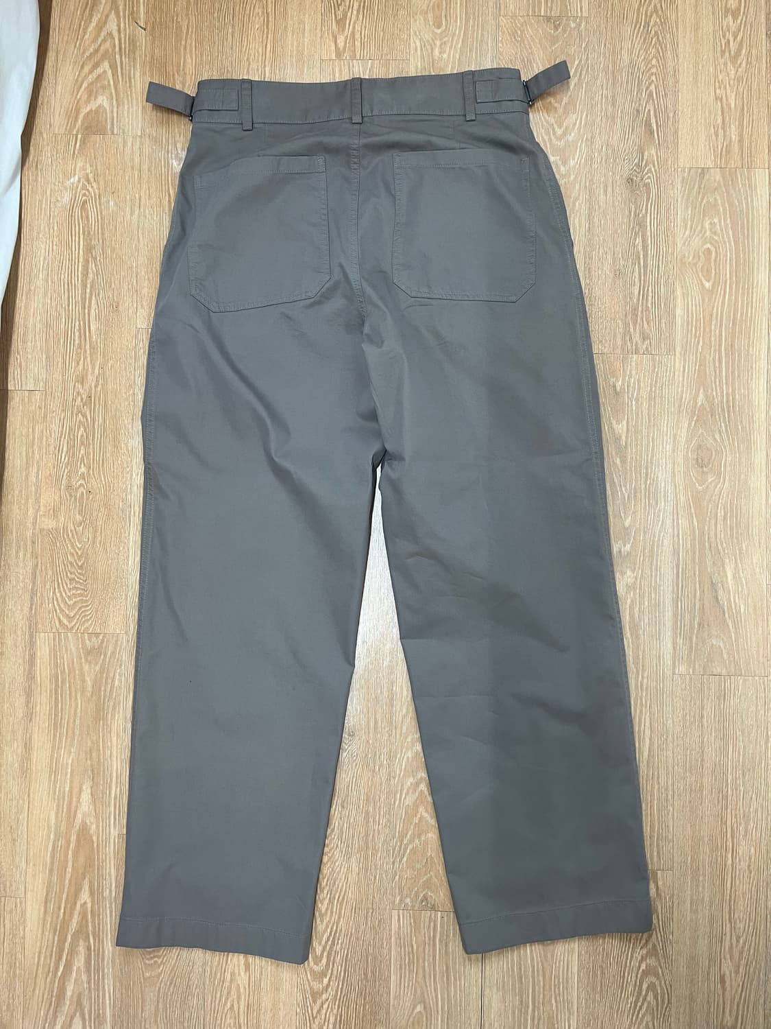 어나더오피스 산티아고 치노 상품이미지3