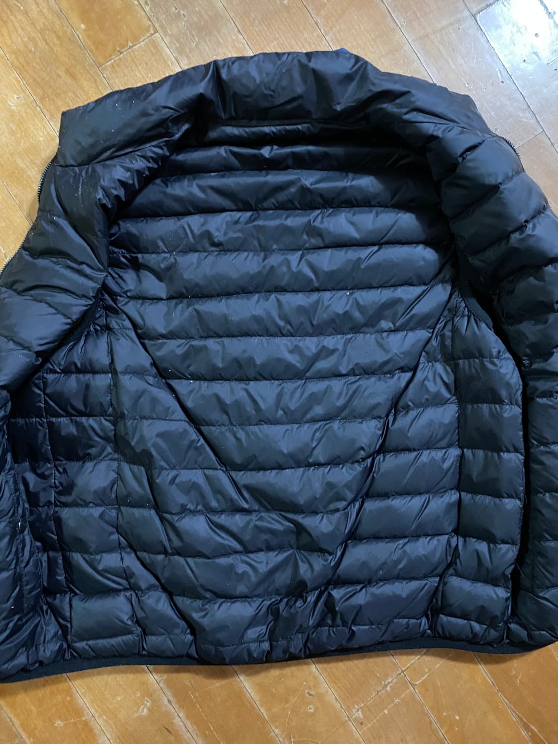 마시모두띠 남성 양면 경량 다운패딩 조끼 M (국내100) 상품이미지2