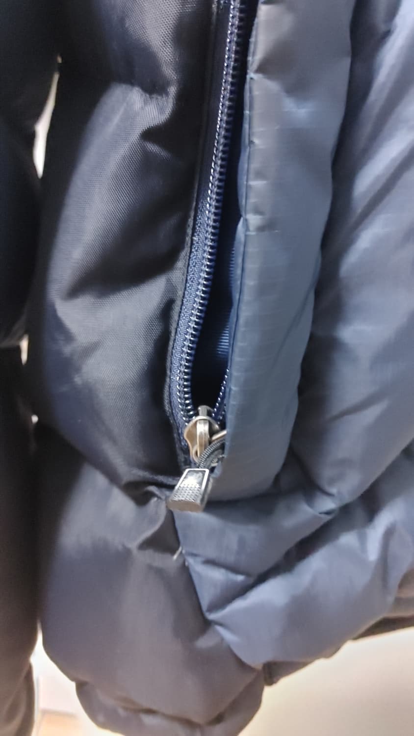 콜롬비아 구스다운 패딩 M 상품이미지6