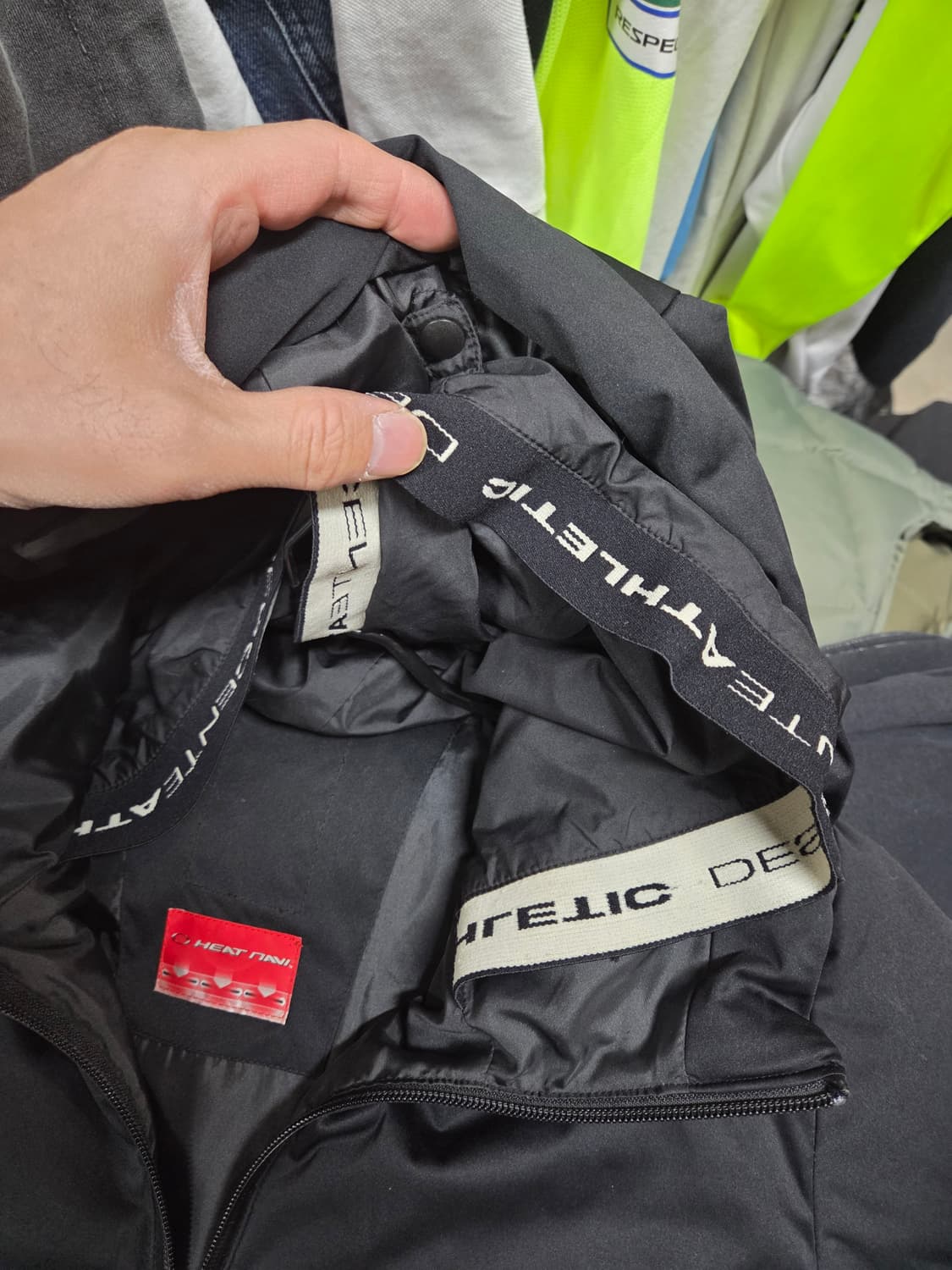 데상트 이중후드 덕다운 패딩 95 상품이미지3