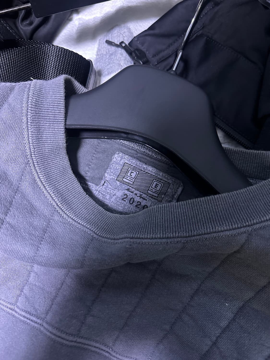 [L] 카브엠트 오버다이 크루넥 맨투맨 상품이미지4