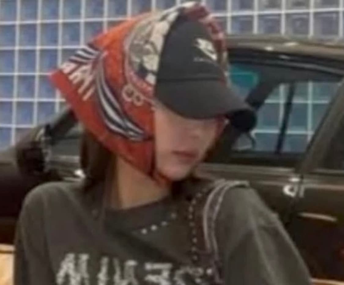 캐피탈 컬러드 반다나 앵그리 레드 제니 스카프 상품이미지1