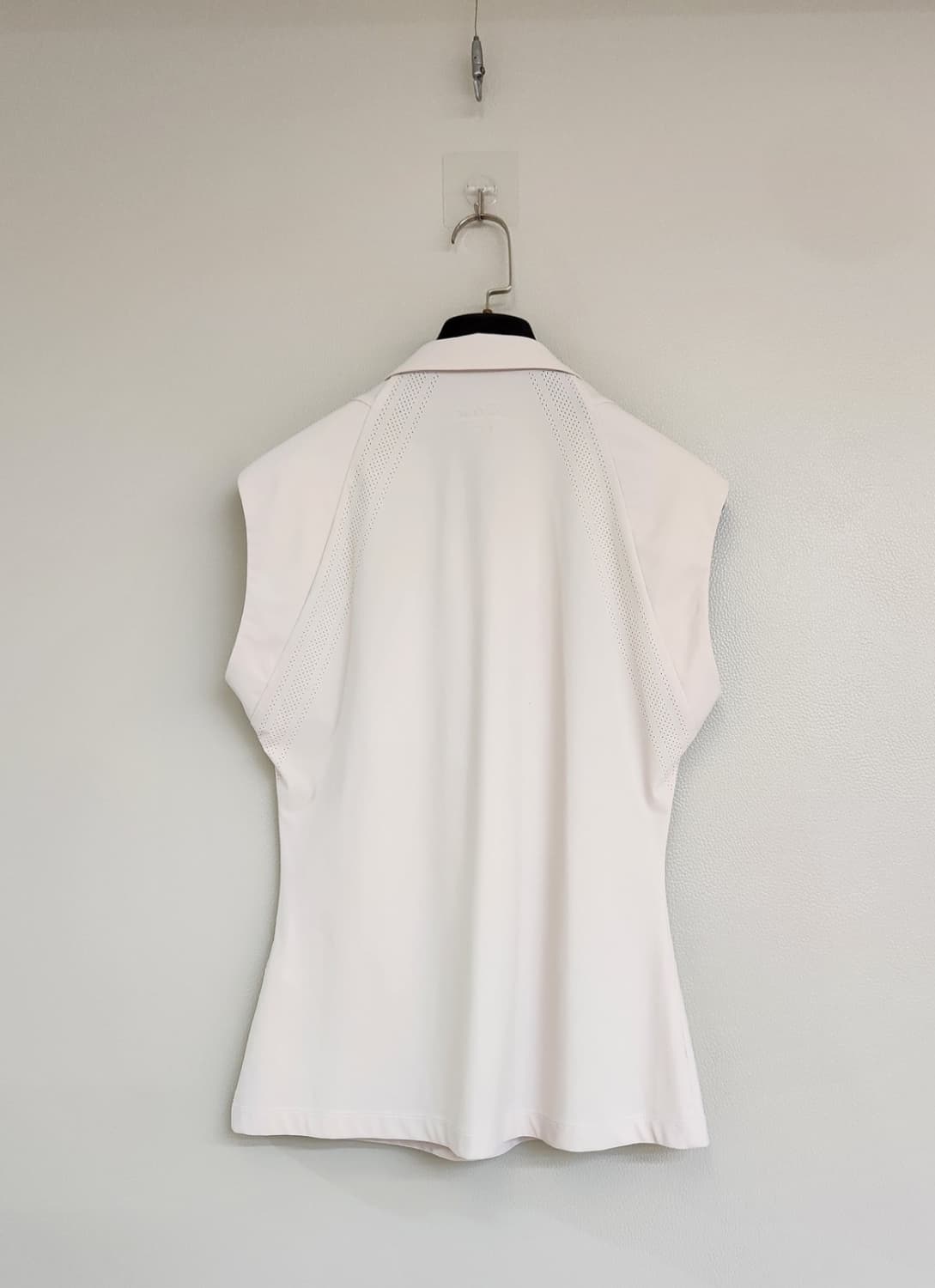 타이틀리스트 여성 골프웨어 셋업 스커트 26사이즈, 티셔츠 90사이즈 상품이미지3