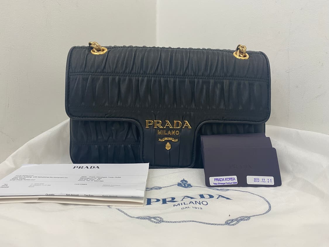 프라다 나파 고프레 플랩 체인 숄더백 1BD235 상품이미지9