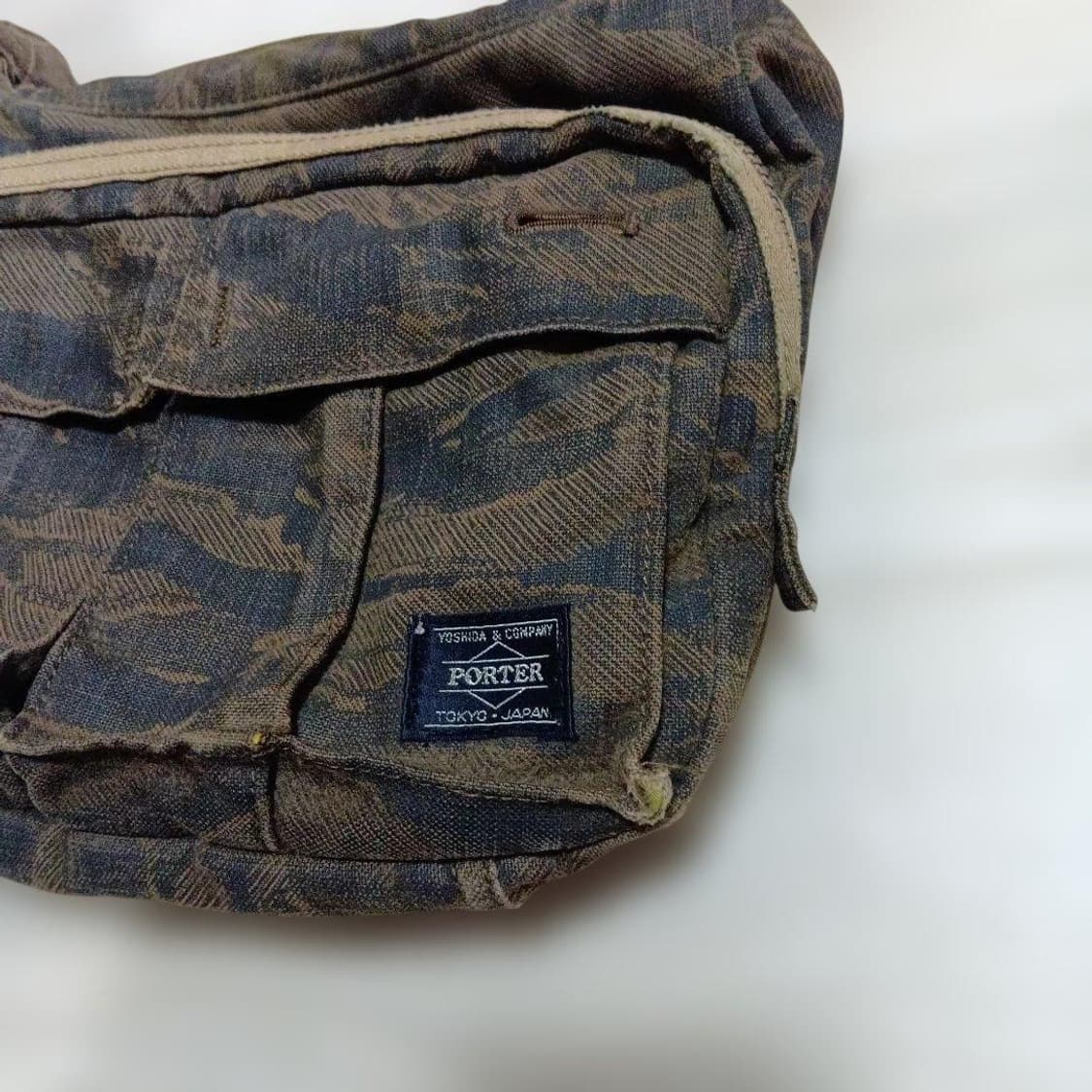 porter 70주년 카모 웨이스트 숄더백 상품이미지6