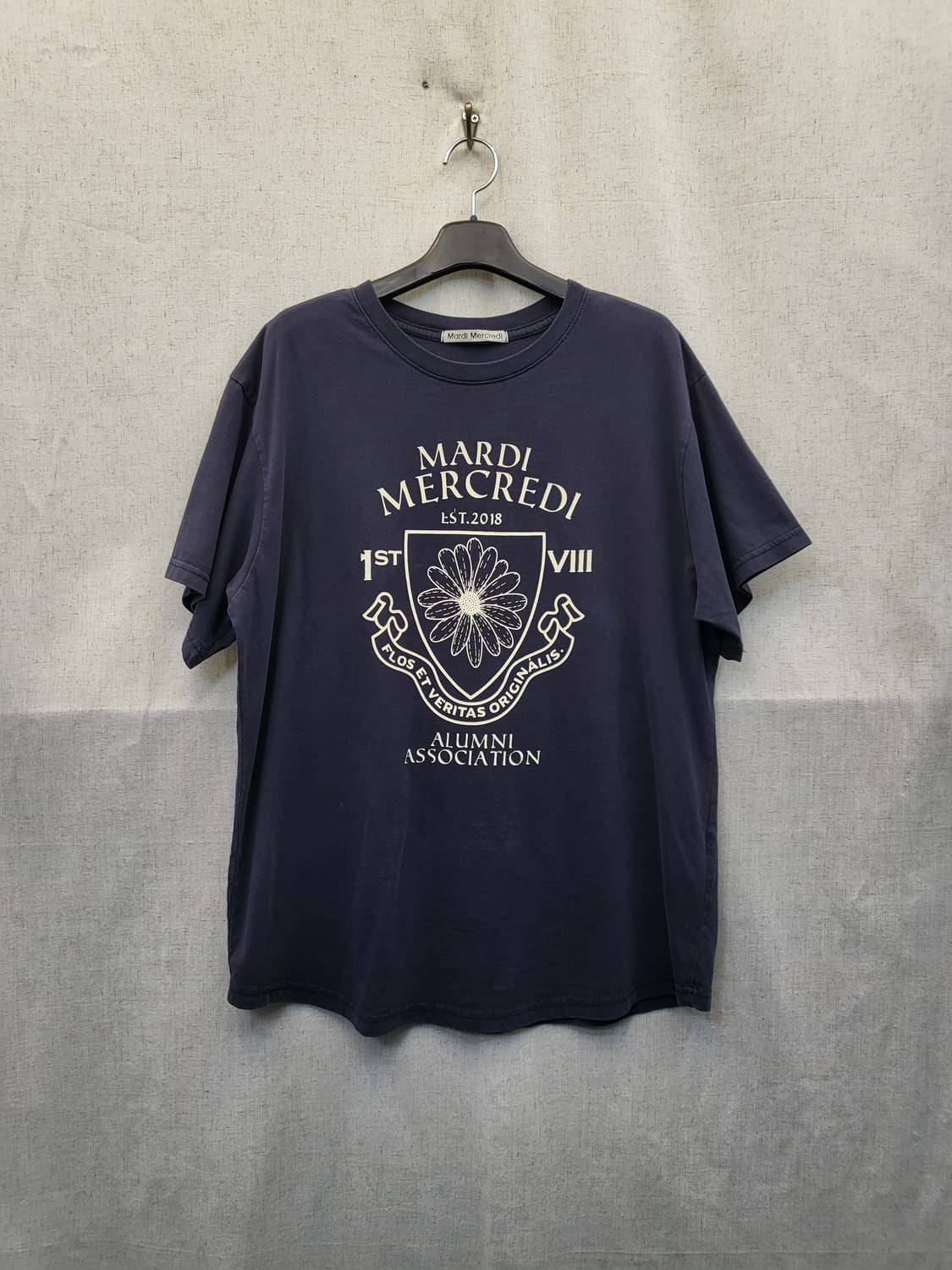 마르디 메크르디 네이비 반팔 티셔츠 상품이미지1