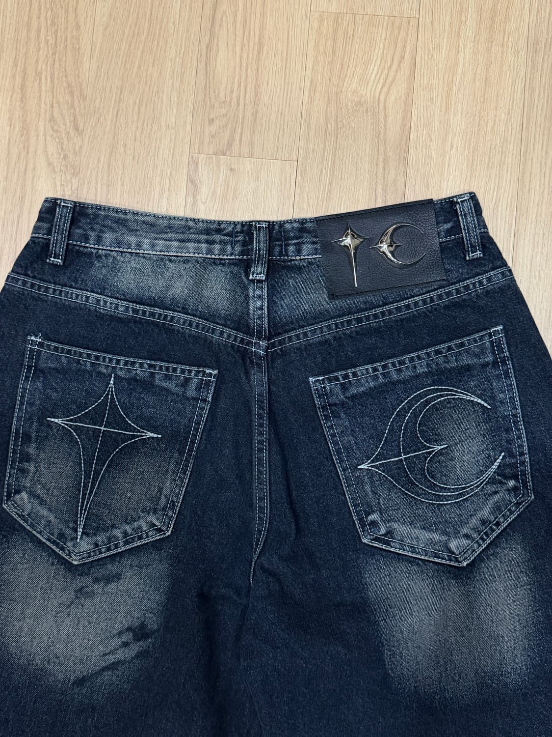 떠그클럽 Tribal Tree Denim Pants 블루2사이즈(새상품) 상품이미지4