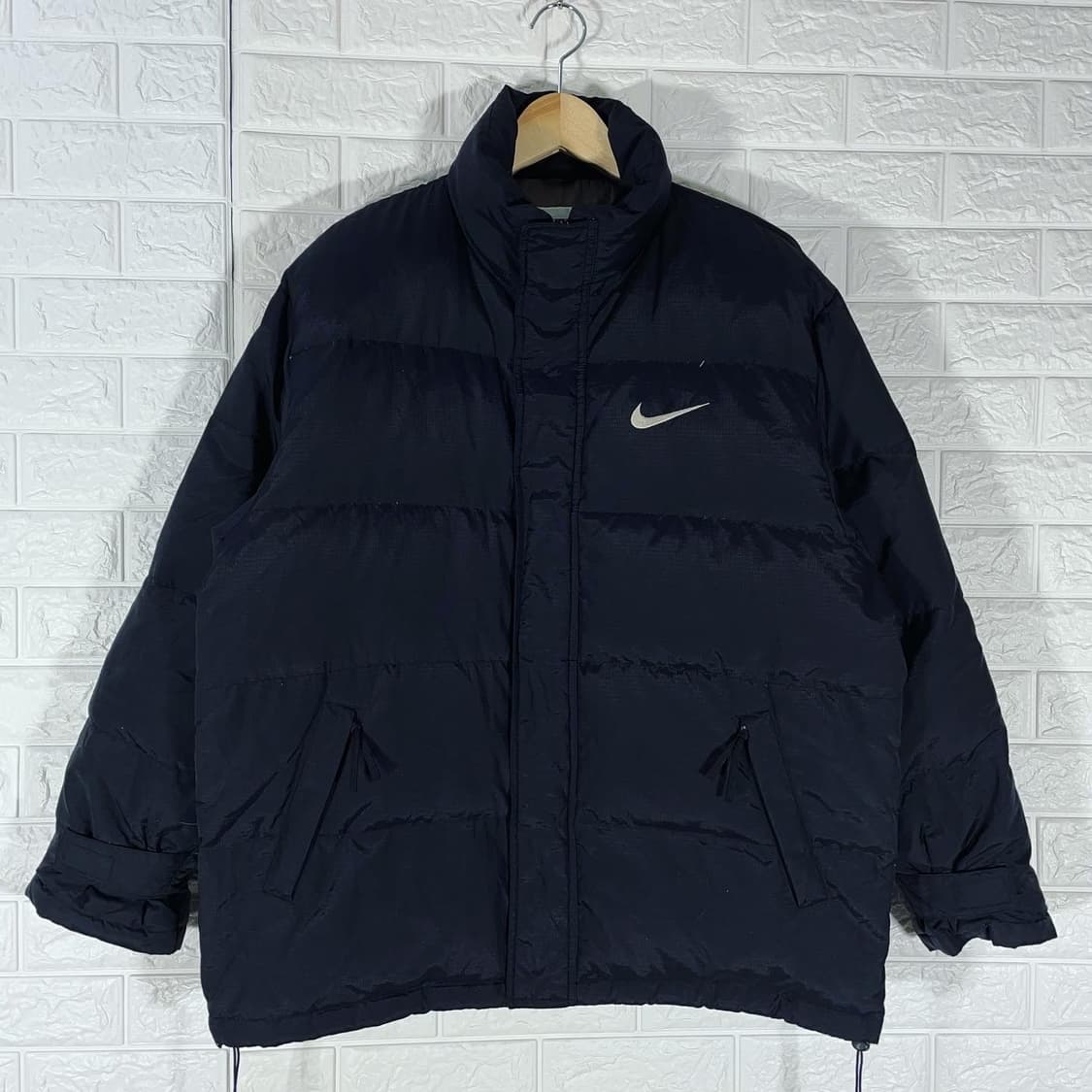 나이키 올드스쿨 스우시패딩 상품이미지1