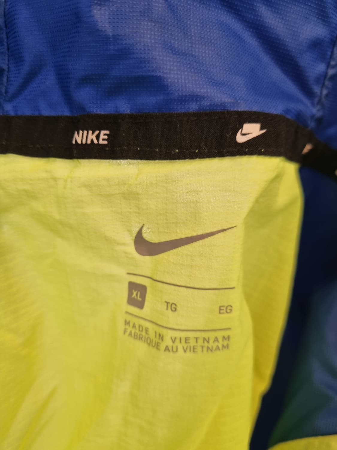 일본 나이키 윈드러너 자켓 2회착용 조깅 자전거 운동 바람막이 XL사이즈 상품이미지4