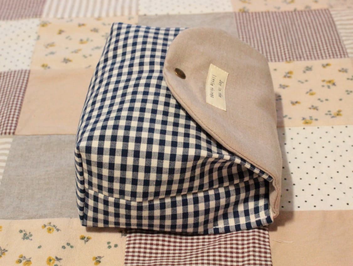 핸드메이드 네이비체크 박스 파우치 상품이미지1