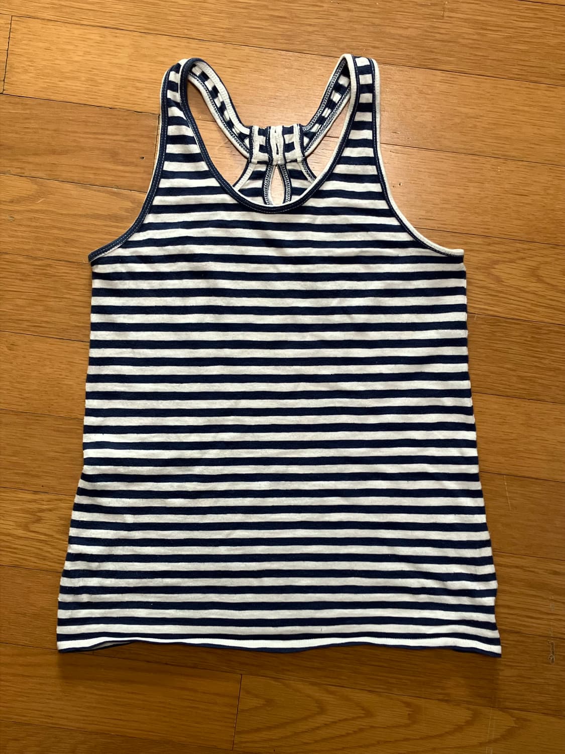 스트라이프 백 디테일 홀터넥 나시 상품이미지2