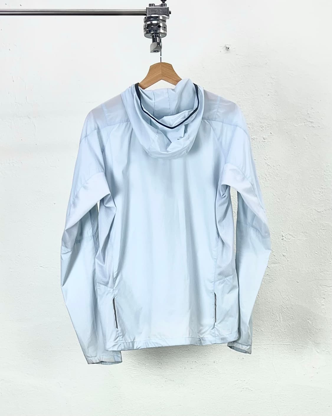 아크테릭스 인센도 에어쉘 우먼스 라이트 후디 자켓 상품이미지6